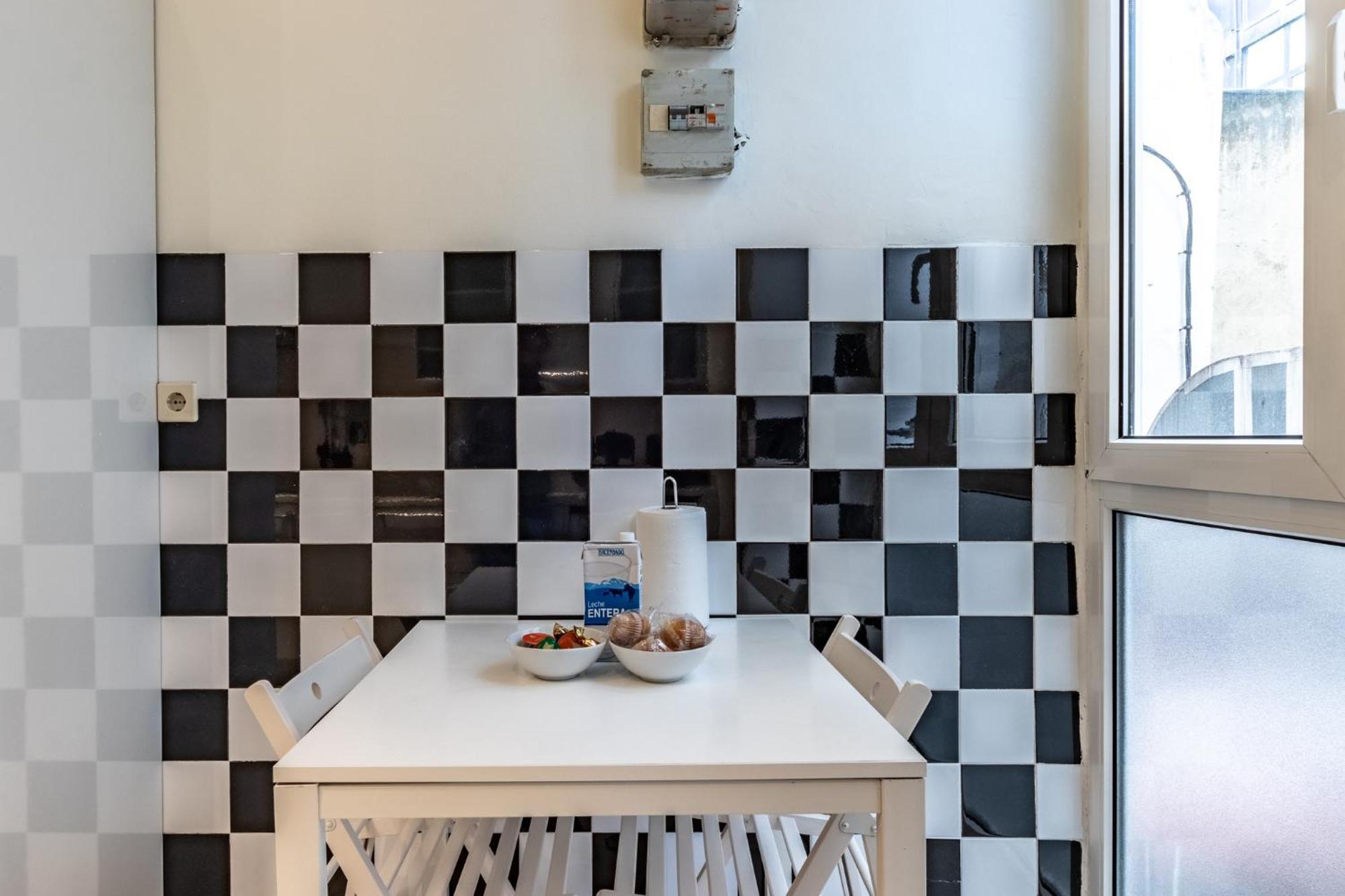 Encantador Apartamento En El Casco Antiguo De ビルバオ エクステリア 写真